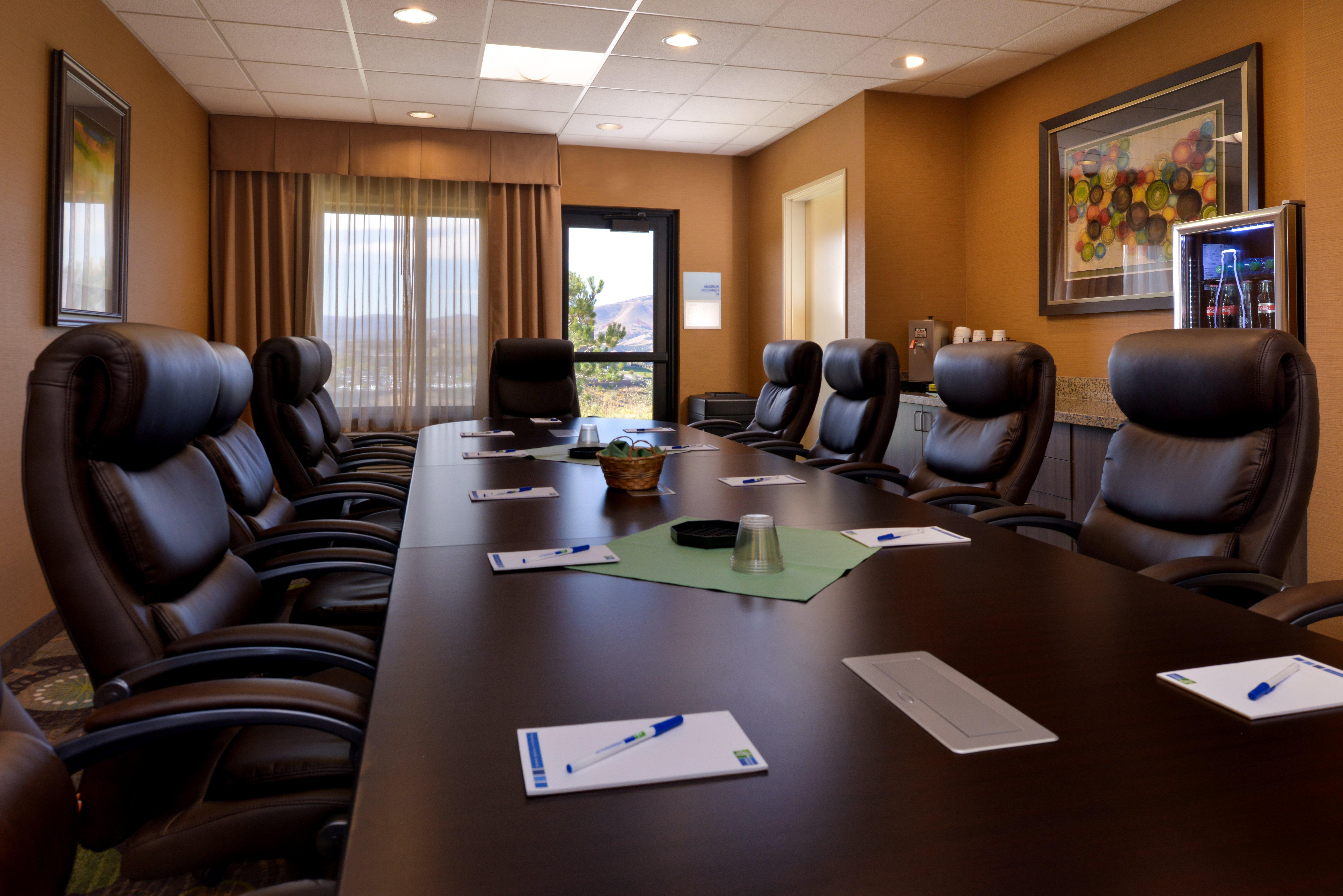 Holiday Inn Express Pocatello By Ihg Екстериор снимка